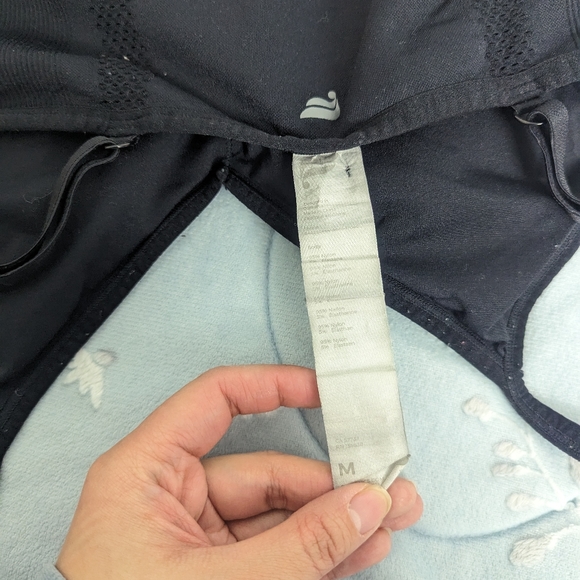 Fabletics Sports Bra - Picture 3 of 3